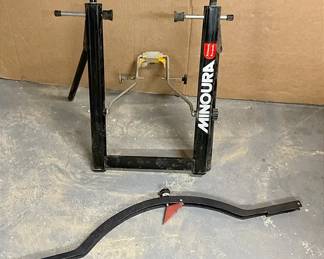 Minoura Bike Wheel Stand