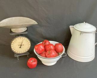Enamelware And Hanson Bros. Scale