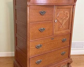 Lexington Victorian Sampler Door Chest