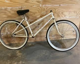 Sterling Frame Lightning Whitewall Tires