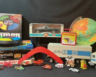 Globe, Games, And Toys
