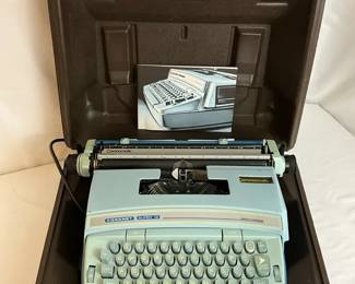 Coronet Super12 Electric Typewriter