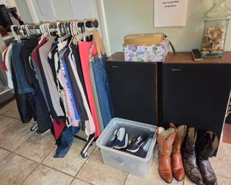 Clothing, cowboy boots 9-10