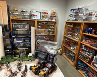 CARS!