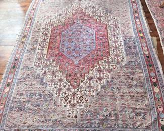 6’7”x 9’4” Kilim