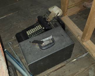 Adding machine