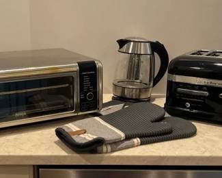Ninja Foodi Digital Air Fryer Oven, KitchenAid FourSlice Toaster