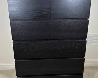 Black Chest Of Drawers