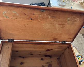Antique Virginia Chesapeake Pine Blanket Chest with Provenance