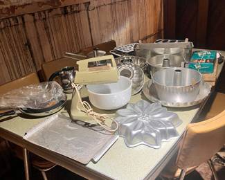 Retro Bakeware