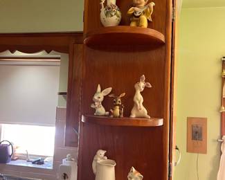 Bric & Brac Vintage Figurines