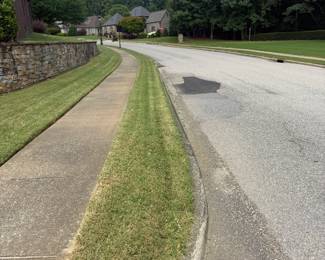 Greenside Way Parking Only. Driveway for pick up only. 