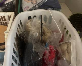 Wigs & Farbrica