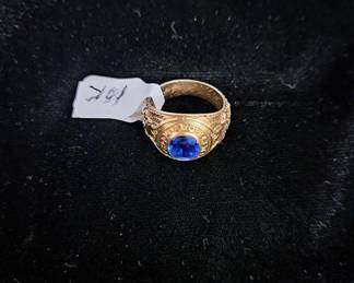 10K Gold Class Ring