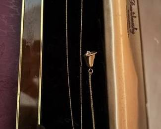 Pictures of a few pieces of the Fine Jewelry in this Estate more to be added