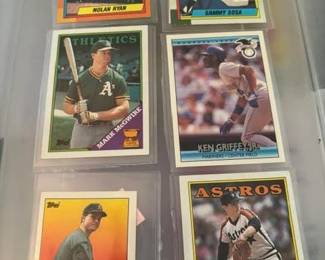 100s of baseball cards including a Bill Ripken, Sammy Sosa, Pete Rose and including most major league team’s members