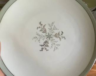 Noritake China  Lucille 8 place settings plus accessories