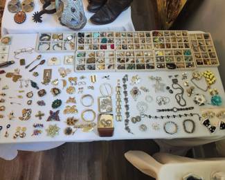 Vintage Jewelry