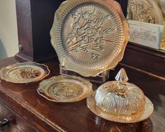 Jeanette Glass Set