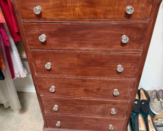 Vintage six drawer chest