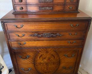 Antique Victorian era seven drawer chest