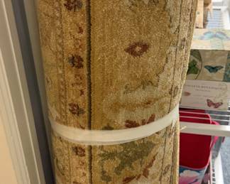 5 1/2 by 7 1/2 rugs, like new!