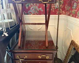 Side table AND T.V. trays