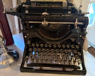 Underwood vintage typewriter