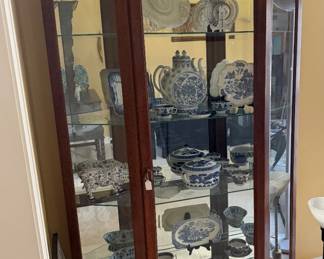 Mirrored display case