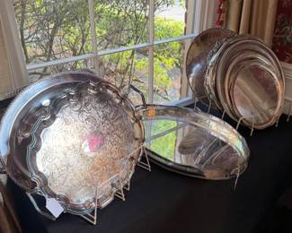 Silver plate serving choices