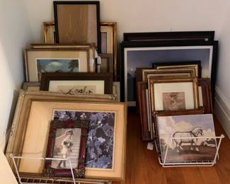 More frames and art selections