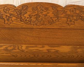 Carving on the bed