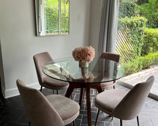 in the cottage: dining table and chairs