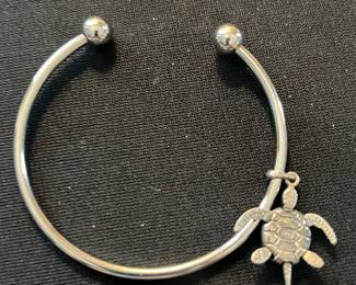 Sterling silver turtle bracelet 