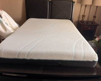 $200 Queen Temper-Pedic Mattress ONLY - LIKE NEW - price sold separately from full bed set 