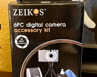 digital camera accessory kit 