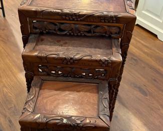 Vintage nesting tables 