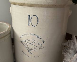 No. 10 crock Lowell Pottery Co