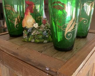 Forest green tumblers w/gold trim