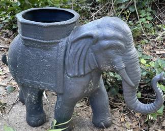 Elephant planter