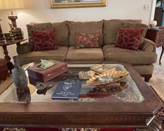 Sofa & coffee table