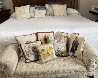 King size bed; bench