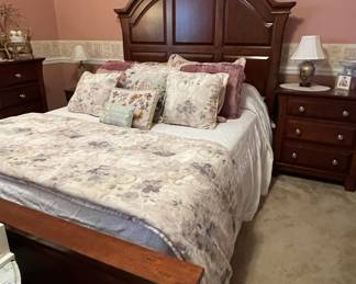 Queen size bed