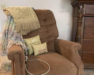 Lift chair