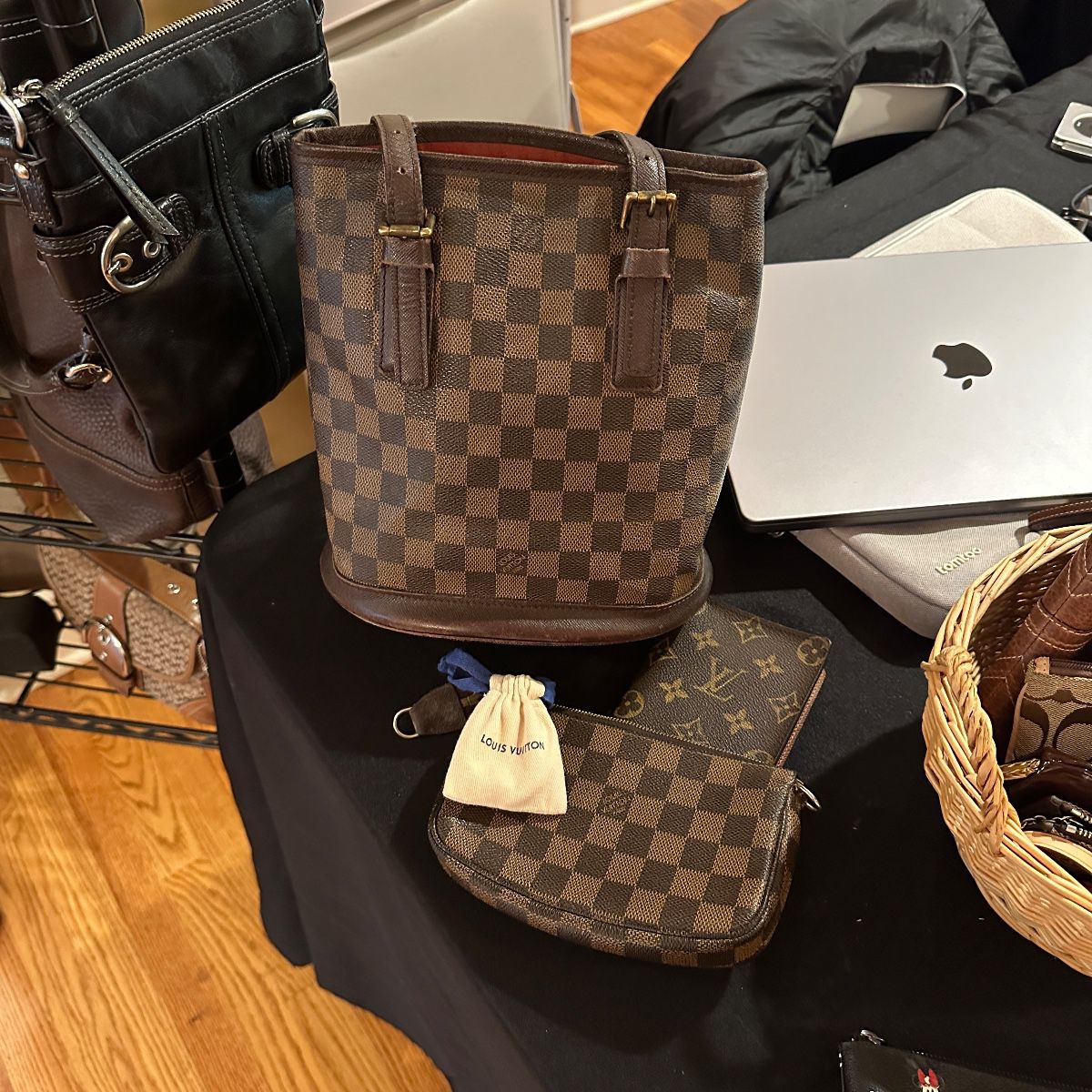 Austin, TX Estate Sales around 78759