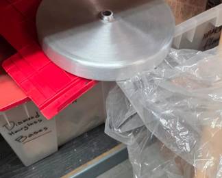 CAST ALUMINUM 10"D LAMP BASES