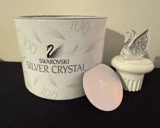 Swarovski THE CENTURY SWAN #187407 2x2 with original box/receipt)