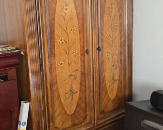 Vintage French Provincial Armoire/Wardrobe with Marquetry