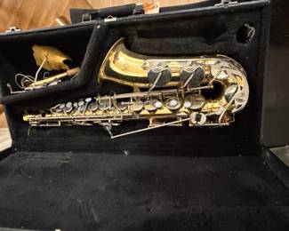 Yamaha YAS-23 Alto Saxophone