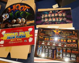 Casino slot machine glass